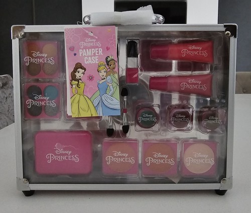 Disney princess pamper case - disney,